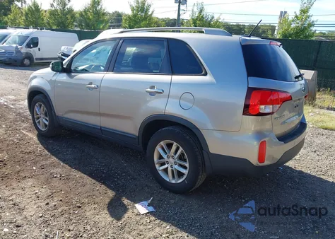 2015 Kia Sorento Lx из США, поврежденный, VIN 5XYKTDA64FG617169